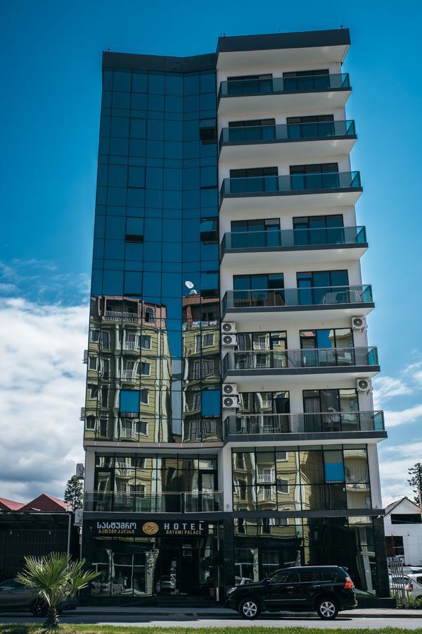 Hotel Batumi Palace Екстериор снимка
