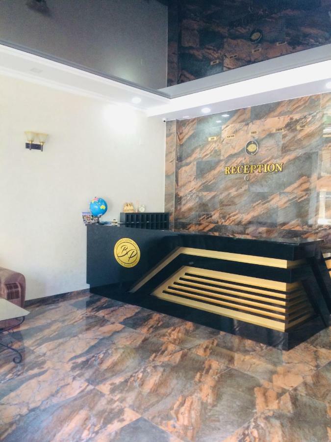 Hotel Batumi Palace Стая снимка